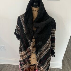 Stylish Black and Brown Women's Poncho